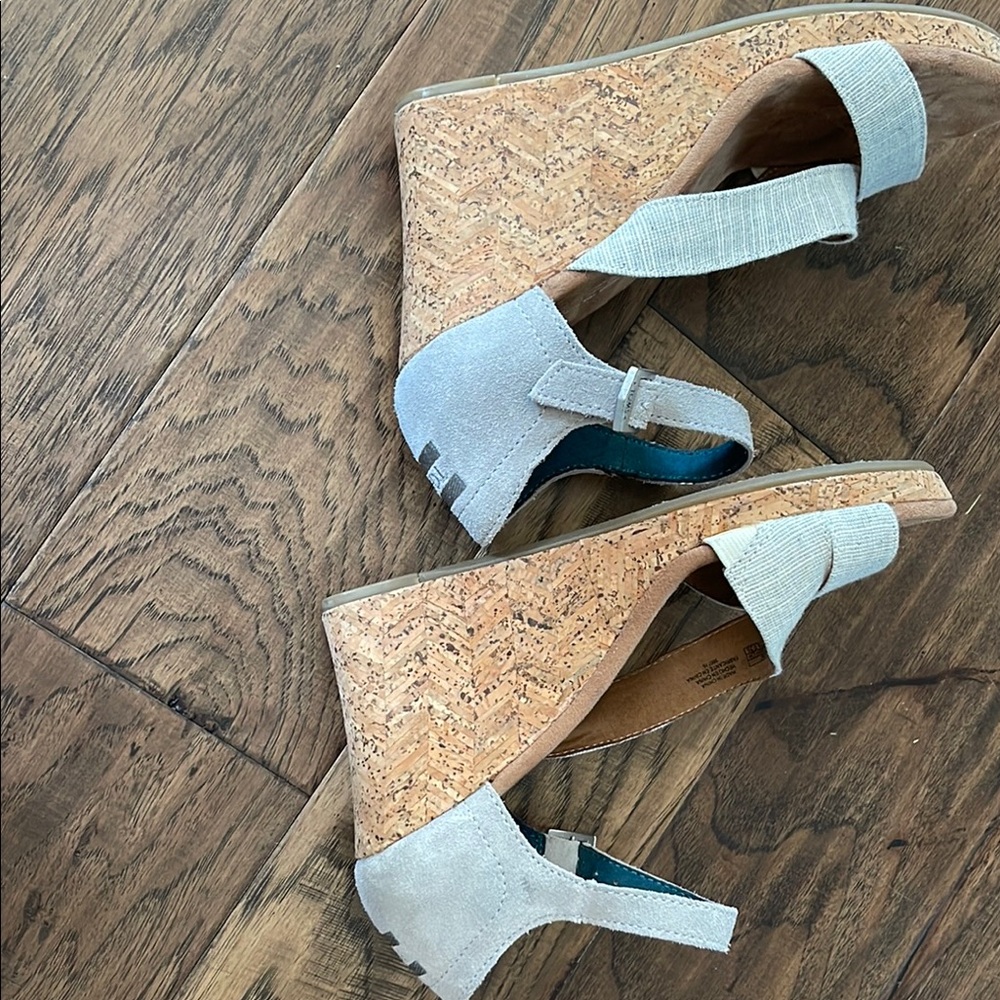 Toms Gray Wedge Shoes with Cork Heel